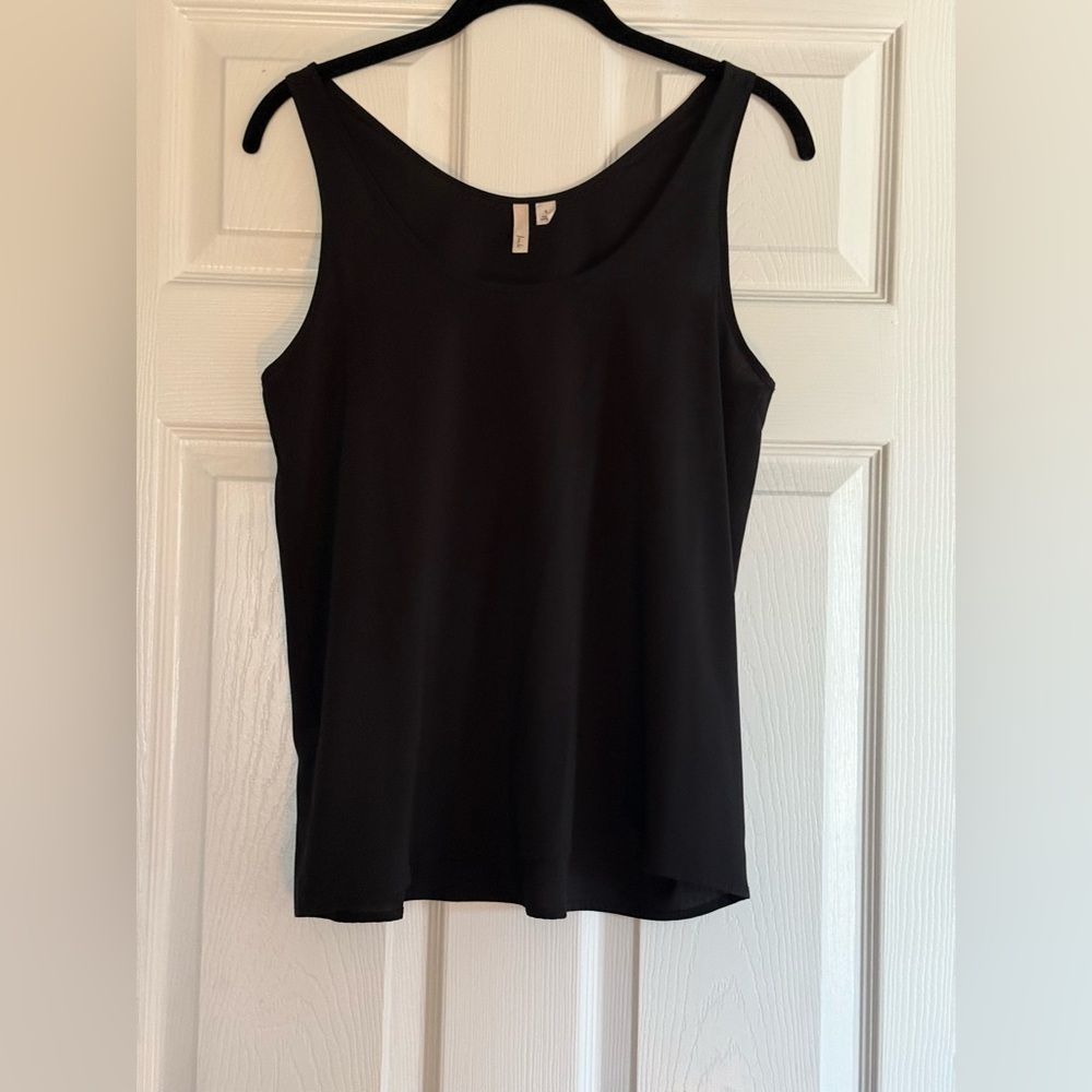 Black silk razorback tank.